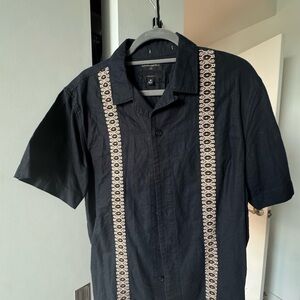 Banana Republic Black and Cream Casual Button Down Shirt